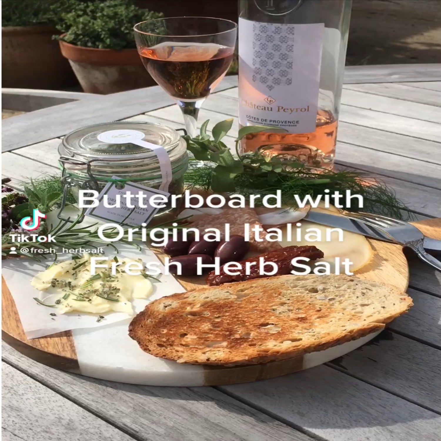 Butterboard with Original Italian Fresh Herb Salt - All the Trend now!